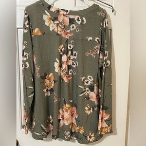Dear Scarlett Green Long Sleeve Blouse with Floral Design